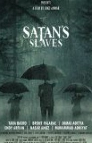 Satan’s Slaves Korku Filmini İzle